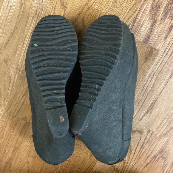 Charlotte Russe Peep Toe Platform Wedges - Picture 5 of 9